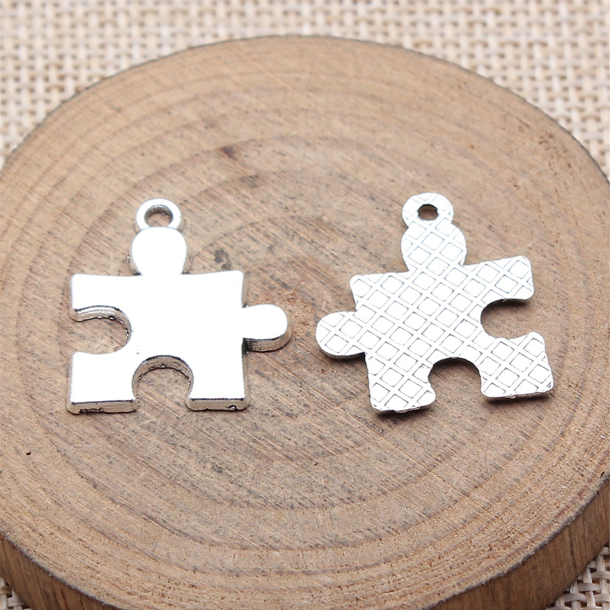 WYSIWYG 10pcs 23x20mm 2 Colors - Vintage Fashion Stores review and price